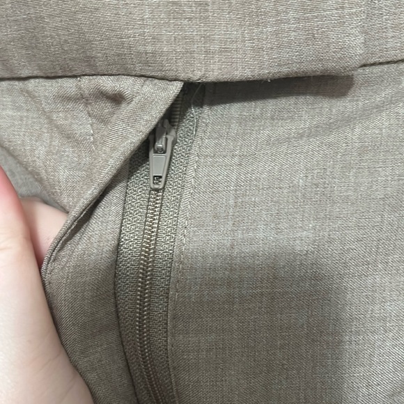 H&M Dress Pants - Picture 3 of 8